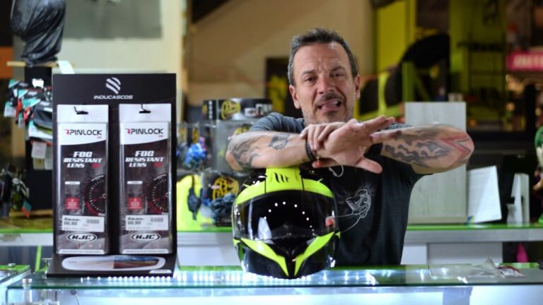 Ventajas de las viseras antivaho en cascos de moto