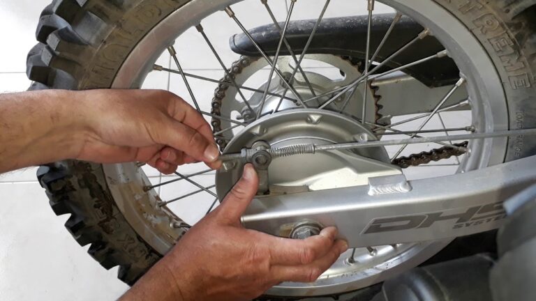 Optimiza la Transmisi&oacute;n de tu Moto con Rodamientos de Calidad