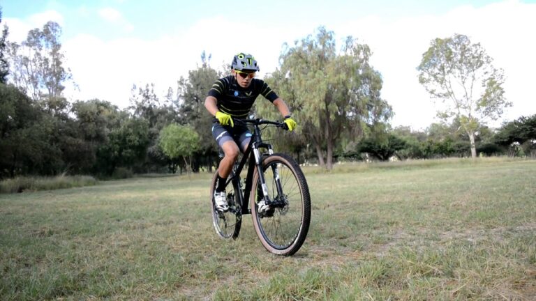 Accesorios Indispensables para Ciclistas Apasionados