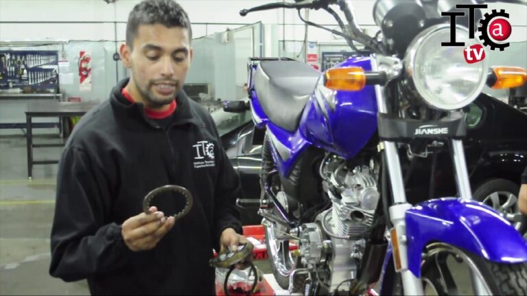 Gu&iacute;a Esencial para el Mantenimiento de Embragues en Motos
