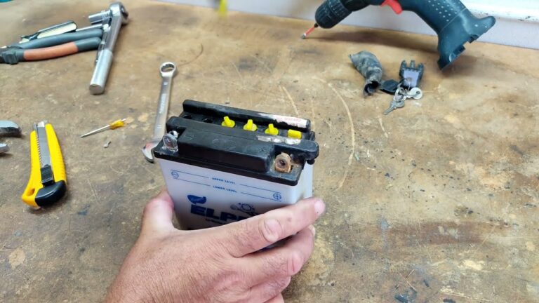 Gu&iacute;a Esencial para el Mantenimiento Preventivo de Bater&iacute;as de Motos